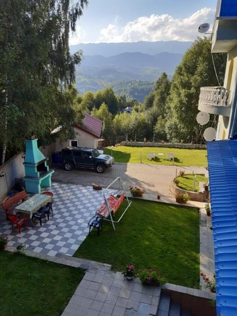 Casa Albastra Hotel Drumu Carului Bagian luar foto